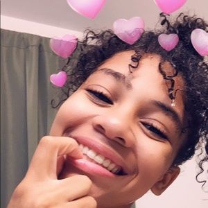 Meet your Posher, Angelica